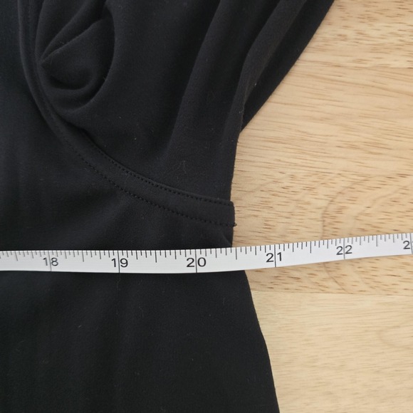 Lululemon Shirt Womens 4 Black V Neck Long Sleeve Relaxed Yoga Top Flowy LW3FNS - Picture 6 of 12